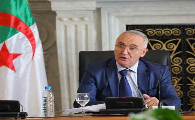 فايد يؤكد أن الجمارك تصدّت للتهريب والظواهر التي تنخر الاقتصاد الوطني