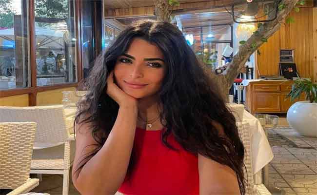 أسماء جلال تتحدث عن الصداقات داخل الوسط الفني…ما علاقة أمينة خليل وآسر ياسين!