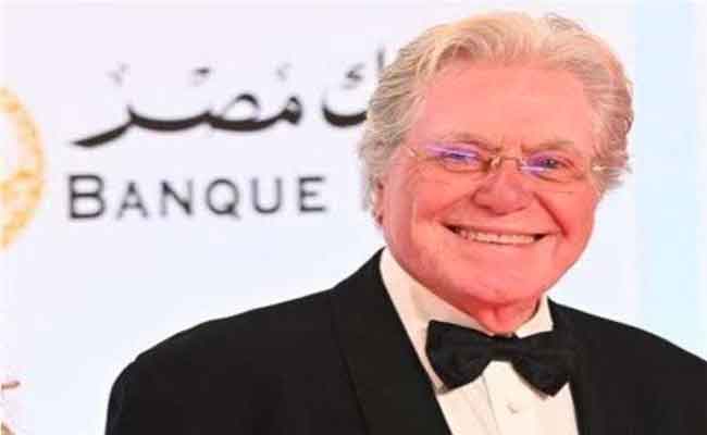 يسرا تظهر برفقة حسين فهمي…شاهدوا أوائل توافد النجوم على حفل ختام مهرجان القاهرة