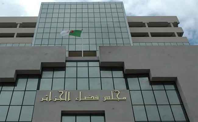 إدانة منظمين للهجرة السرية بـ5 سنوات سجنا