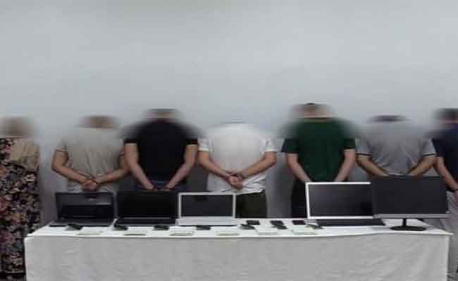 الإطاحة بشبكة إجرامية تحترف تزوير تذاكر النقل عبر الترامواي بسطيف