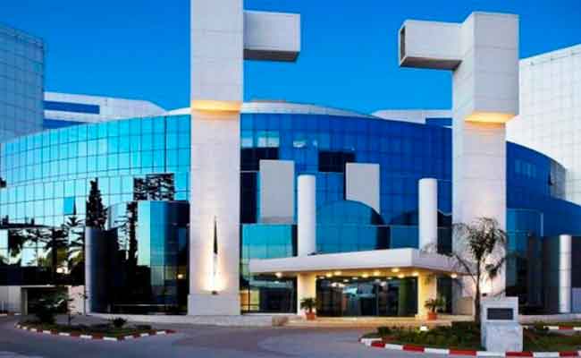 كتلة أجور الموظفين تبلغ 5843 مليار دينار في مشروع قانون المالية 2025