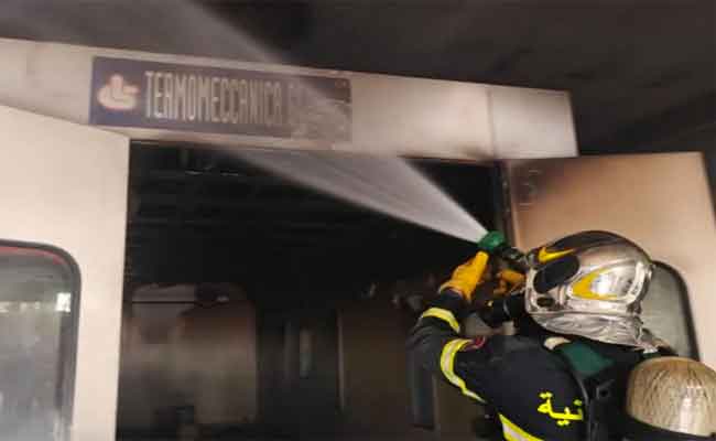 نشوب حريق في مستودع دهان وطلاء السيارات بالعاصمة