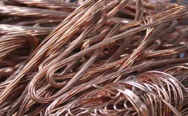 توقيف مراهق متلبسا بسرقة أزيد من 77 كلغ من كوابل نحاسية تابعة لاتصالات الجزائر بالجلفة