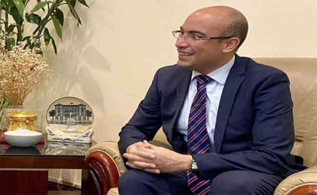 شايب يعقد لقاء مع الكفاءات الوطنية المقيمة بالخارج