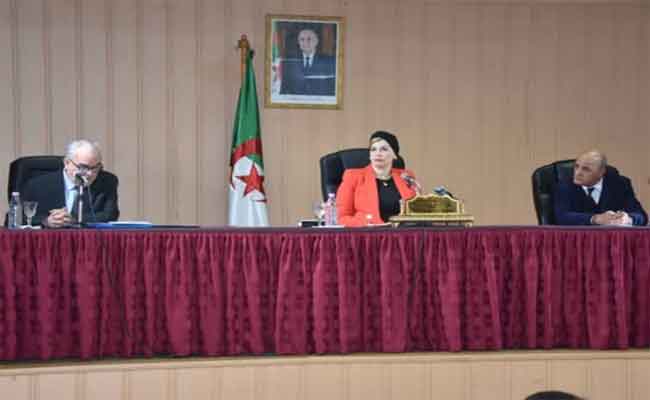 إشراف مولوجي على مراسم تنصيب أعضاء المجلس الوطني الاستشاري للأشخاص ذوي الاحتياجات الخاصة