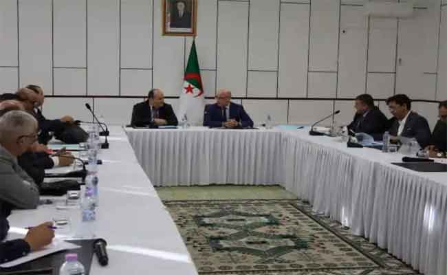 غريب يترأس رفقة زيتوني اجتماعا خصص لبحث تقدم أشغال إنجاز مشروع قصر المعارض الجديد