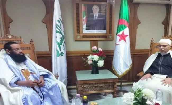 زيد الخير يستقبل رمز الطريقة القادرية الموريتانية