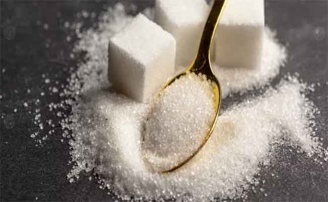 تجربتي مع تقليل استهلاك السكر وأثره على الجسم…