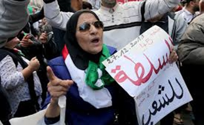 حراك جديد يلوح في أفق بالجزائر