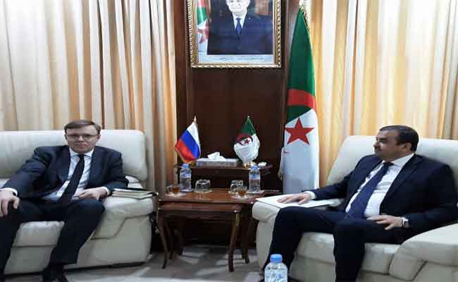 استقبال عرقاب نائب وزير الطاقة الروسي