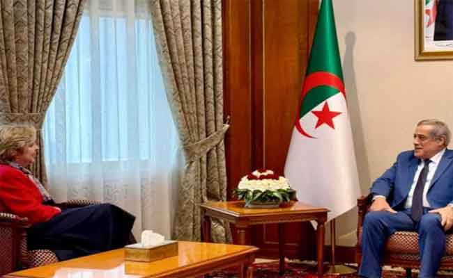 العرباوي يستقبل السفيرة الأمريكية بالجزائر