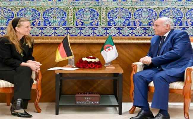 عطاف يستقبل نائبة وزيرة الشؤون الخارجية الألمانية