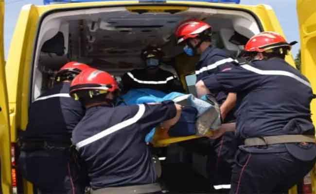 أب ينهي حياة ابنه بعد أن دهسه بسيارته عن طريق الخطأ بسوق أهراس