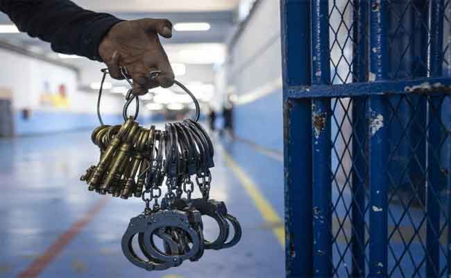 إدانة شابتين اعتدتا على محامية بالضرب وسط المحكمة بـسنة ونصف حبسا نافذا بقسنطينة