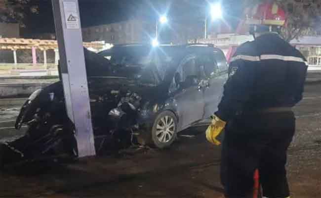 اصطدام سيارة بعمود كهربائي لسكة التراموي يخلف قتيلا بسيدي بلعباس