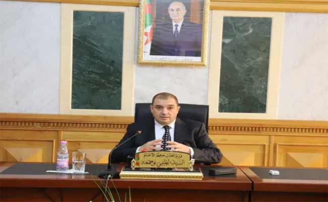 بوجمعة يشرف على اجتماع تقييمي للنشاط القضائي ومحاور قطاعية هامة