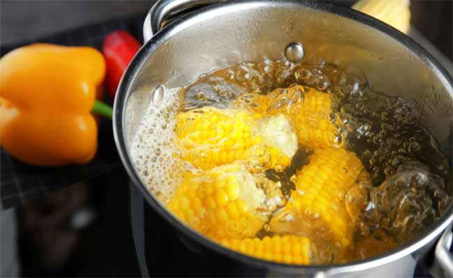 فوائد الذُرة المسلوقة لا يمكن حصرها خصوصاً للنساء…