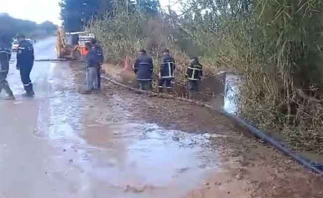 مياه الوادي تجرف عون حماية مدنية أثناء عملية إنقاذ بعين تموشنت