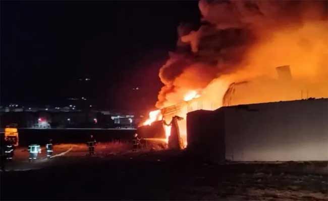 نشوب حريق بمصنع يخلف مصابا بقسنطينة