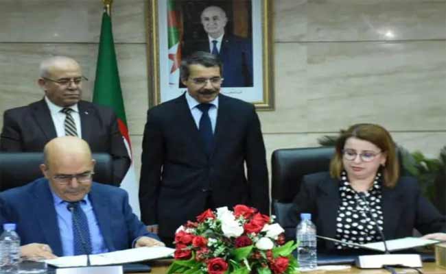 توقيع اتفاقيات تعميم تمويل المشاريع الفلاحية إلى جميع البنوك العمومية