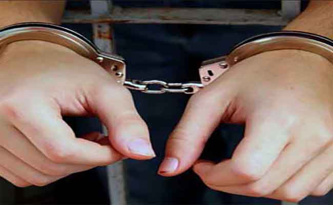 توقيف 3 أشخاص سطوا على منزل واسترجاع المسروقات بجيجل