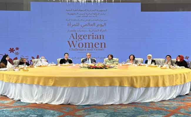 إشراف العرباوي على حفل إحياء اليوم العالمي للمرأة