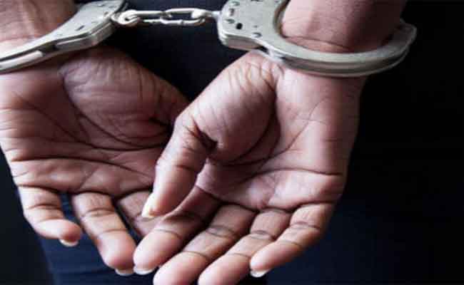 الإطاحة بـ 45 شخصا وحجز مخدرات وأسلحة بالعاصمة