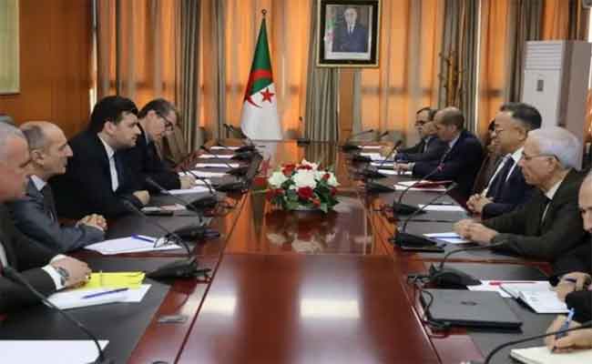 اجتماع وزير التكوين المهني ووزير التعليم العالي لبحث آليات تعزيز التكامل بين القطاعين