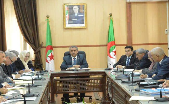 سعداوي يكشف عن قرب صدور المرسوم التنفيذي الذي ينظم إدماج الأساتذة 