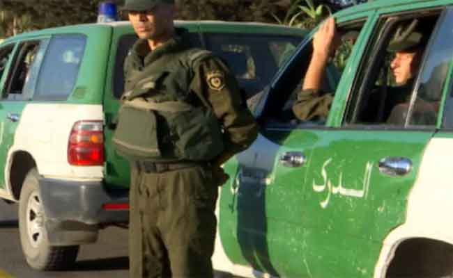 تفكيك شبكة إجرامية تحترف الاعتداء على مستعملي الطريق السيار شرق-غرب