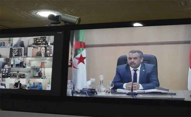 وزير التربية يتدخل في ملف امتناع بعض الأساتذة عن صب نقاط التلاميذ