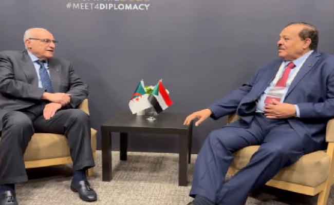 عطاف يعقد لقاءات ثنائية مع عدد من نظرائه على هامش منتدى أنطاليا الدبلوماسي