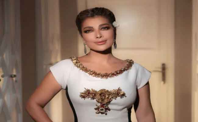 بهذه الكلمات…أصالة تبارك لـ ليلى أحمد زاهر وهشام جمال بعد زفافهما