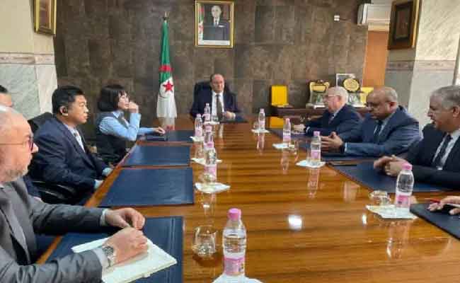 توقيع اتفاقية شراكة جزائرية صينية في مجال تصنيع القوالب