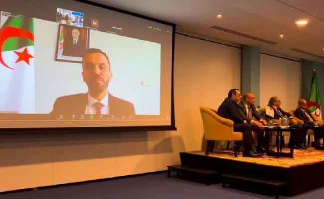 شايب يعقد لقاء مع أفراد الجالية الجزائرية ببلجيكا ولوكسمبورغ