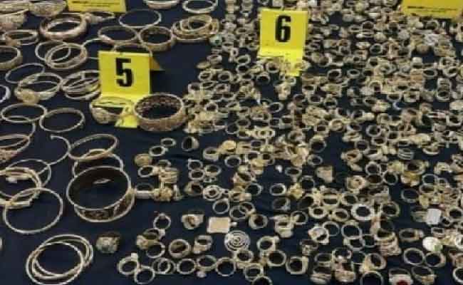 الإطاحة بعصابة إجرامية تحترف سرقة المجوهرات والأموال بتبسة