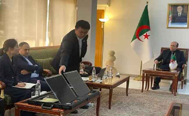 استقبال سيفي وفدا عن الشركة الصينية لونجي