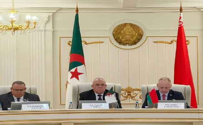 انعقاد الدورة الأولى للجنة المشتركة الجزائرية البيلاروسية للتعاون التجاري والاقتصادي والعلمي والتقني