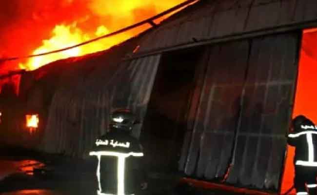 اندلاع حريق في مستودع للحفلات يخلف 11 مصابا بتيزي وزو