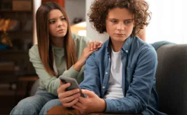 لكل أم: كيف تتجنبين الصدام مع المراهق؟