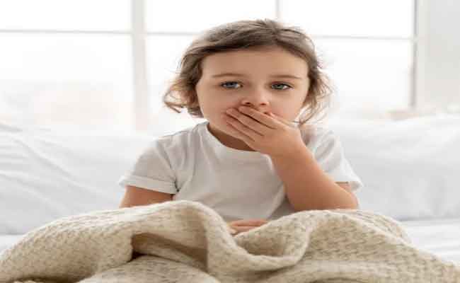 لماذا يُصاب الأطفال بالسعال بمجرد خلودهم إلى النوم؟