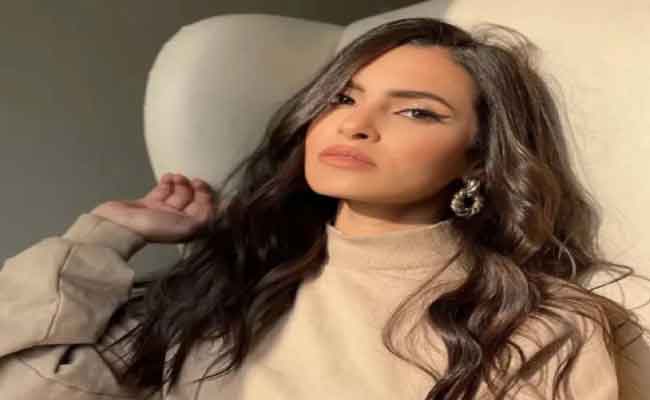 قبل مشاركتها في موازين…ألبوم جديد لـ كارمن سليمان من إنتاج زوجها