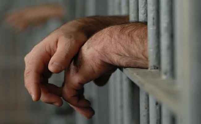 إدانة سائق حافلة لنقل الطلبة بعام حبسا نافذا دهس تلميذة متمدرسة ولاذ بالفرار