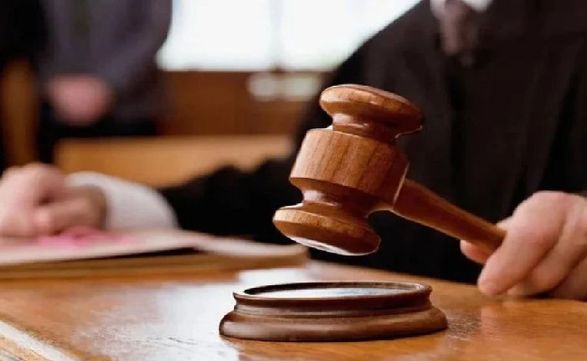 إدانة ثلاثيني بـ20 سنة شجنا تورط في قتل مفتش تربوي بطعنات سيف في محل حلاقة بالعاصمة