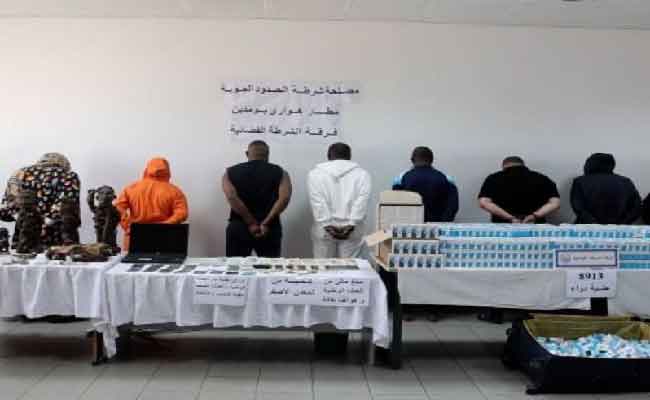 الإطاحة بشبكة إجرامية دولية يقودها رعايا أفارقة تحترف تهريب الأدوية وتزوير النقود والشعوذة