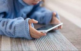 هل الإفراط في استخدام الأجهزة اللوحية يؤثر على الطفل بالمدارس الأولية؟