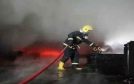 نشوب حريق بمخازن خاصة لتدوير النفايات بورڨلة