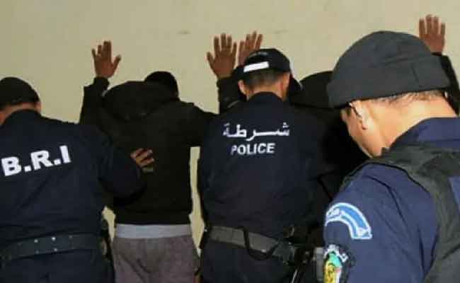 تفكيك شبكة إجرامية تحترف تخزين وبيع المؤثرات العقلية والمخدرات الصلبة بالحراش