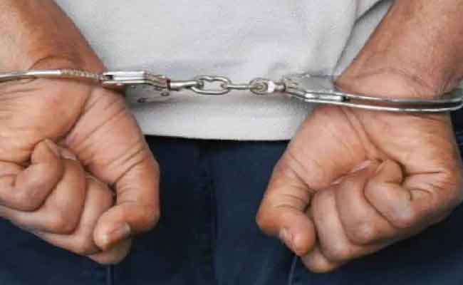 تفكيك عصابة إجرامية تورطت في محاولة اغتيال شخص بمسدس ببجاية